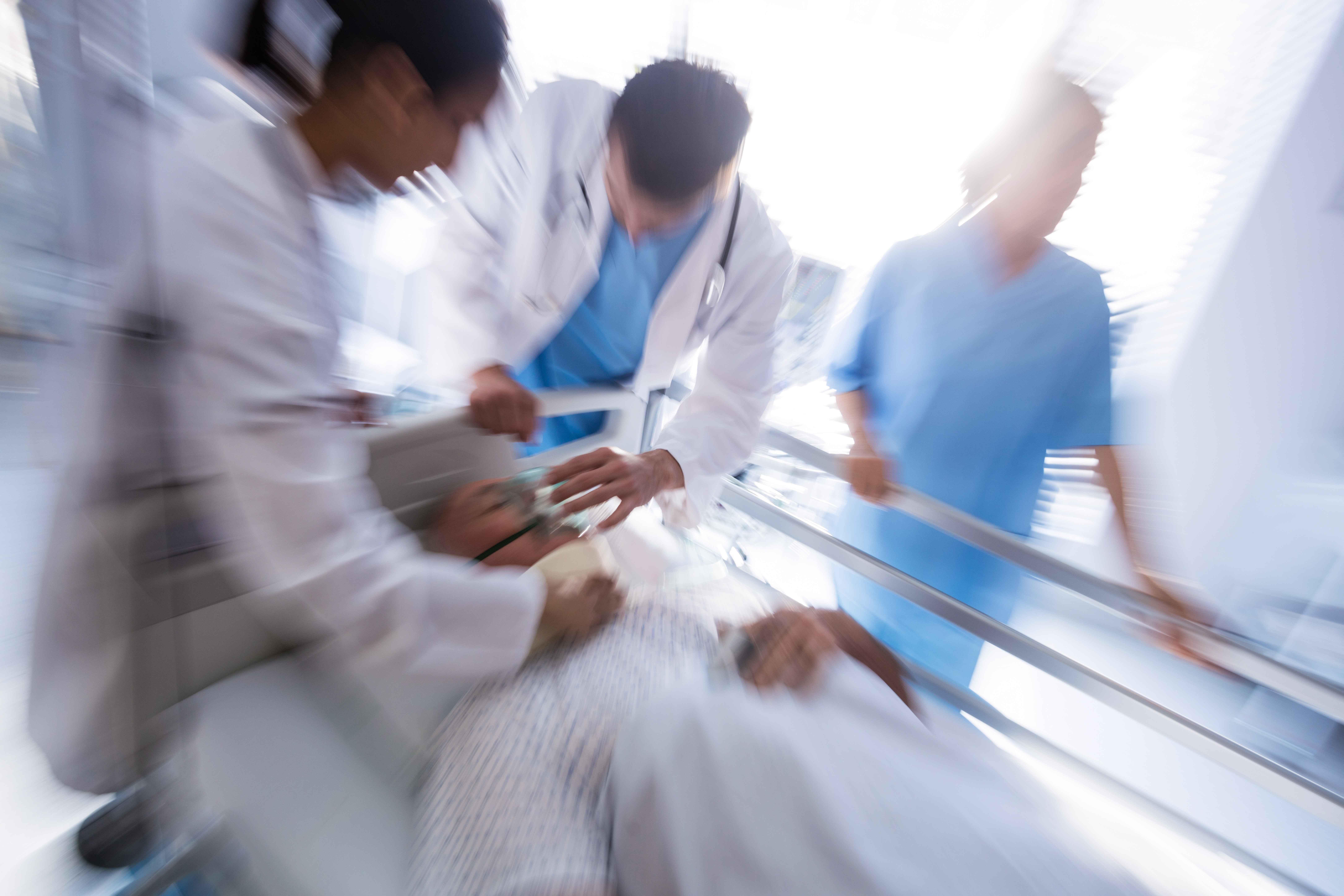 Clinica e ospedale responsabili anche per il medico “di fiducia”